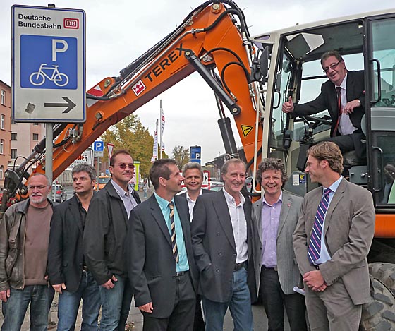 Symb.Baubeginn Umgestaltung Bahnhofsvorplatz, Foto R.Kieselbach